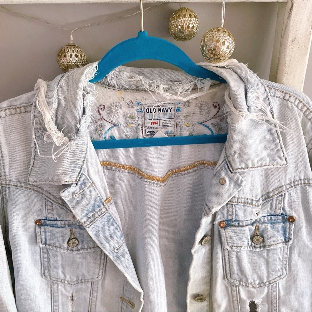 Old Navy Light Blue Embroidered Denim Jacket - Picture 2 of 8